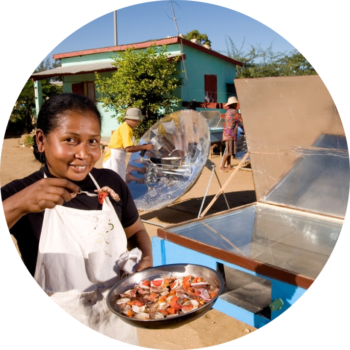 Solar box cooker used for clean cooking in Madagascar